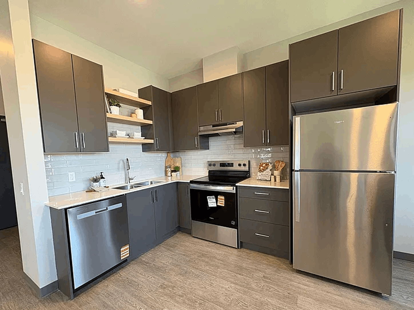 195 Dufferin